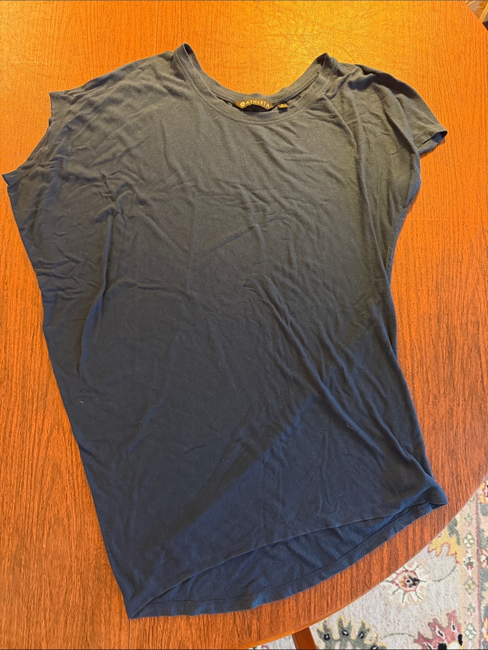 Athleta Navy Blue Short Sleeve Tee - Small